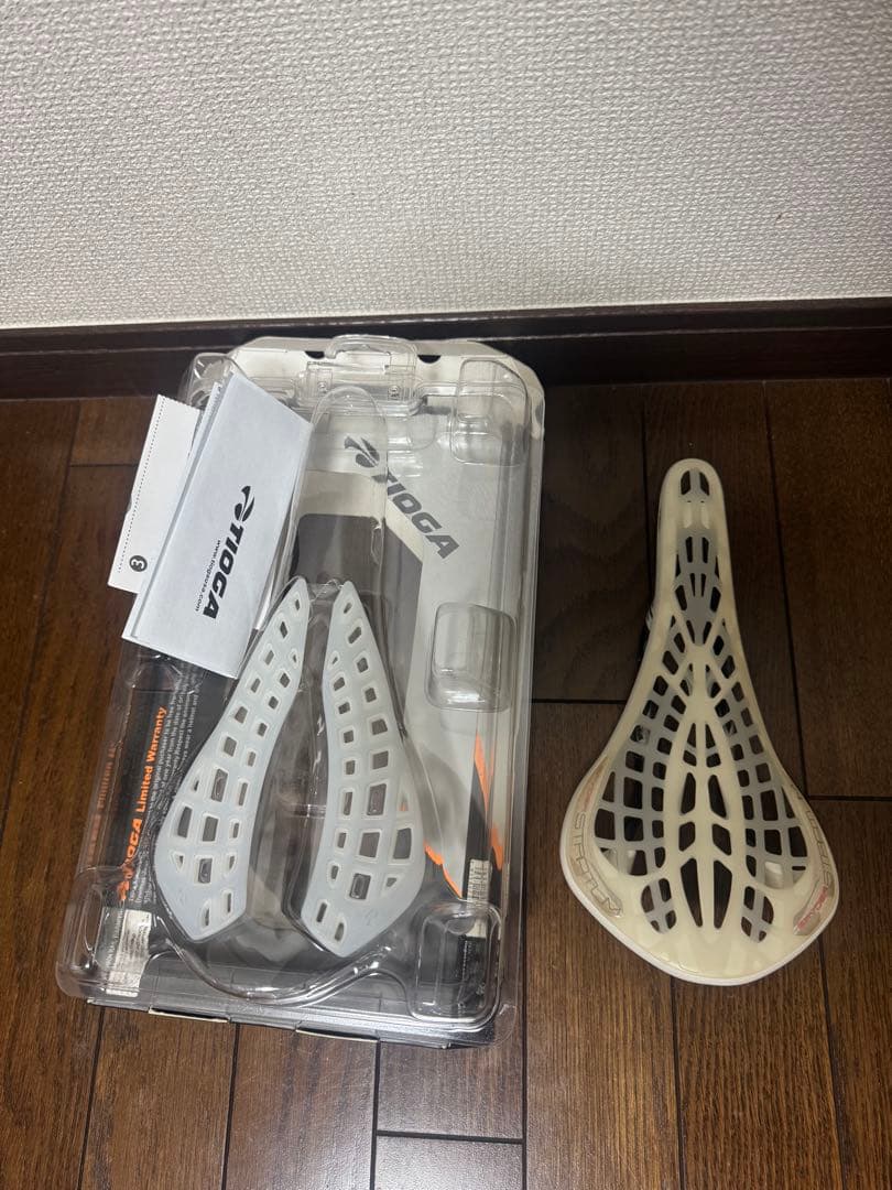 TIOGA SPYDER STRATUM フルカーボンレール