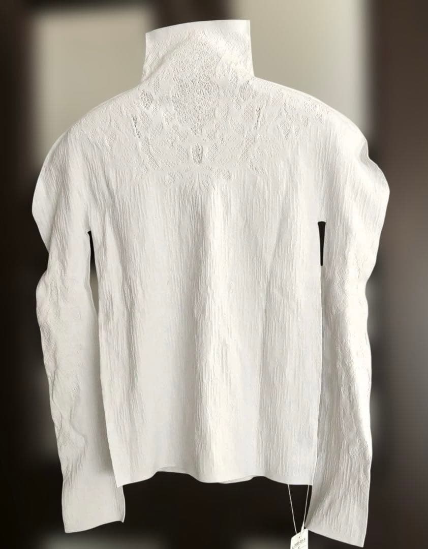 新品未使用タグ付　Chacott ノーソーイングハイネック　ニットトップ