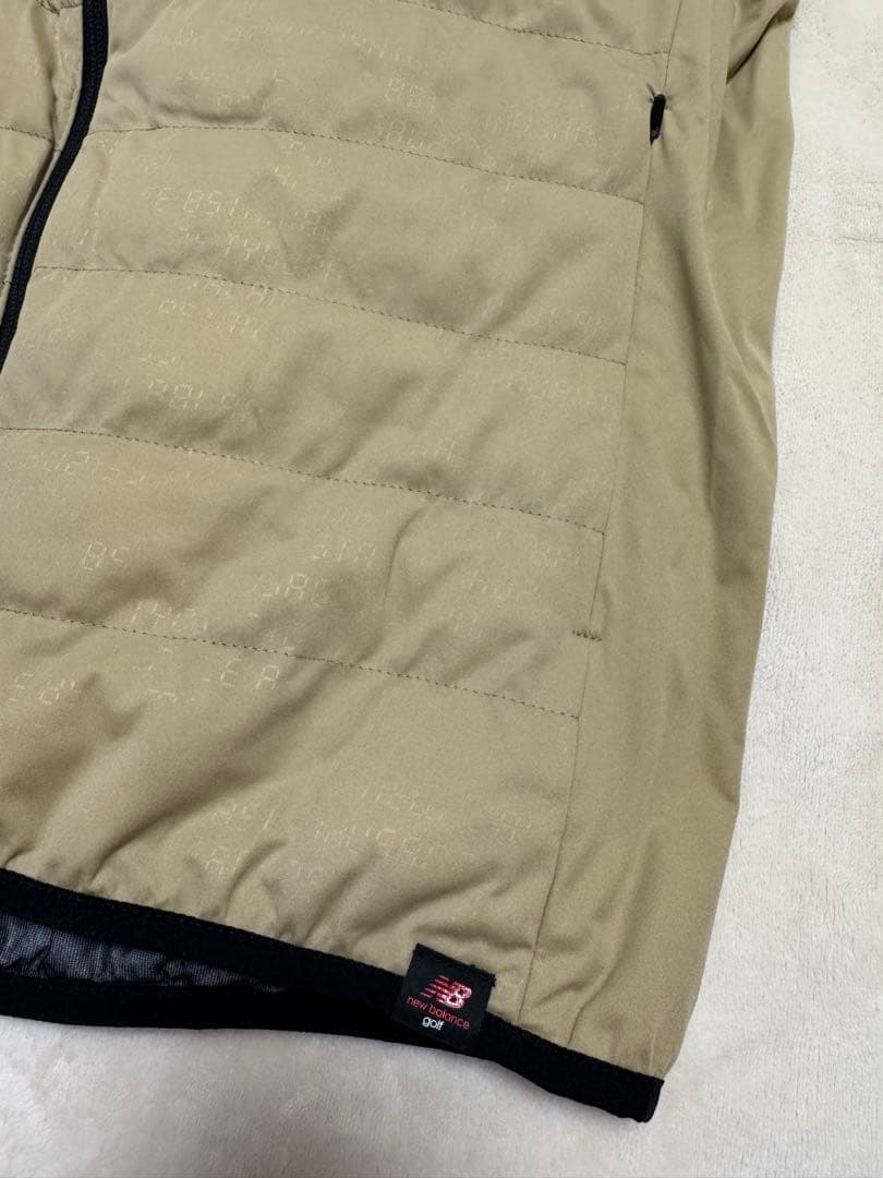 未使用【ニューバランスゴルフ】メンズ ライトダウンベスト　中綿