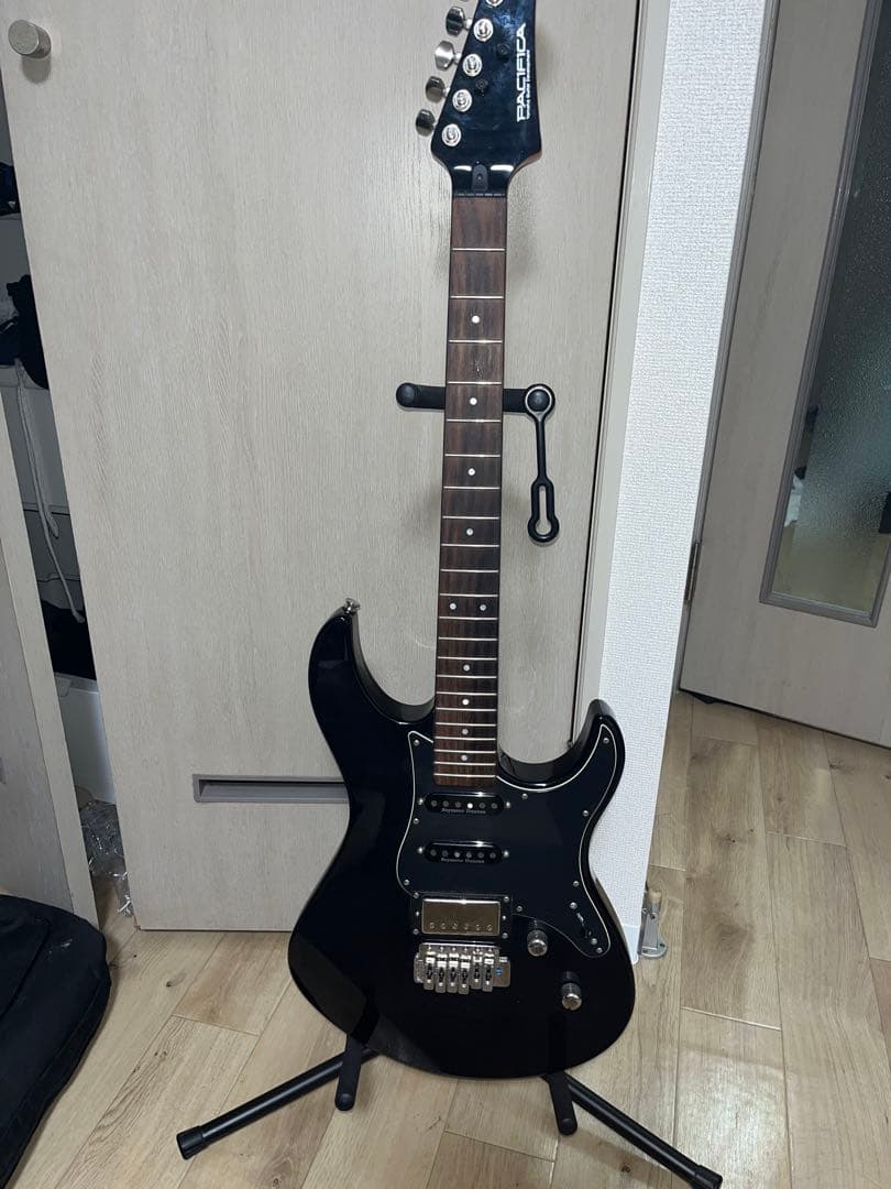 ギター Pacifica 612 VII FM Translucent Black