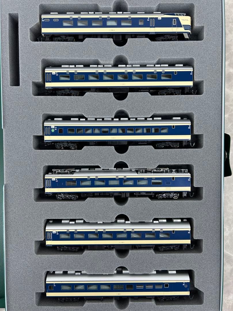 KATO 10-1140 レジェンドコレクション 581系 寝台特急「月光」