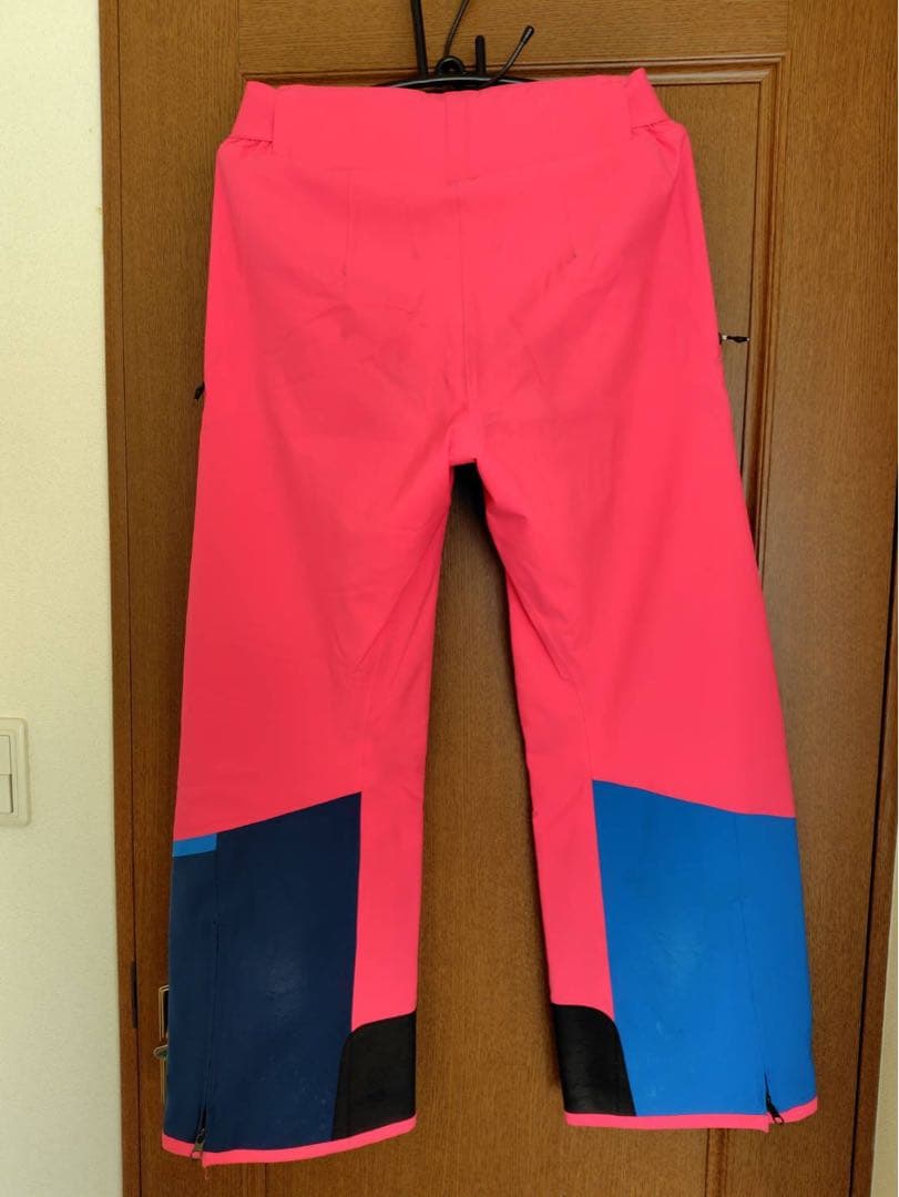 ONYONE スキーウェア 上下　Mサイズ