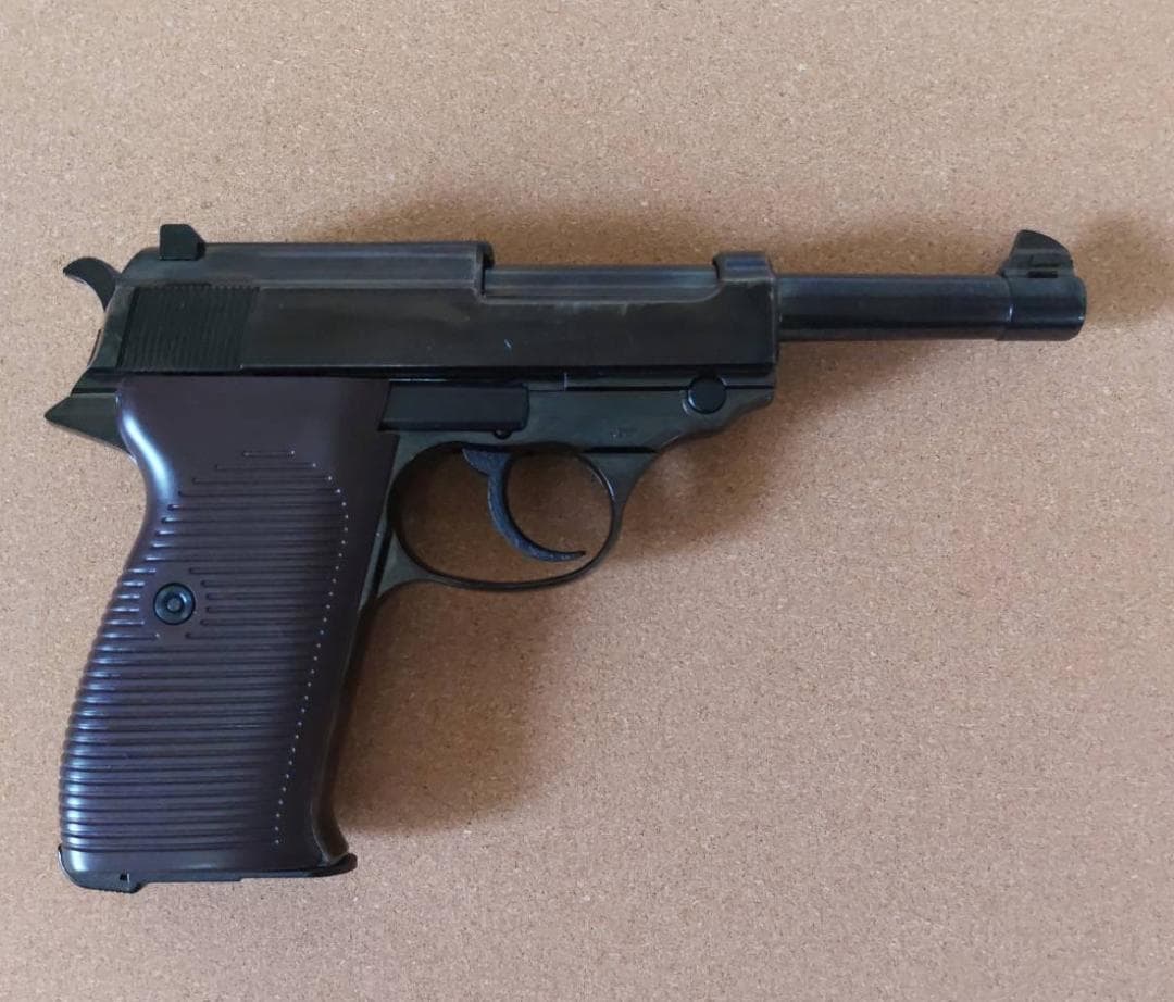 P38 MAXI ガスガン メタルフィニッシュ　未使用品