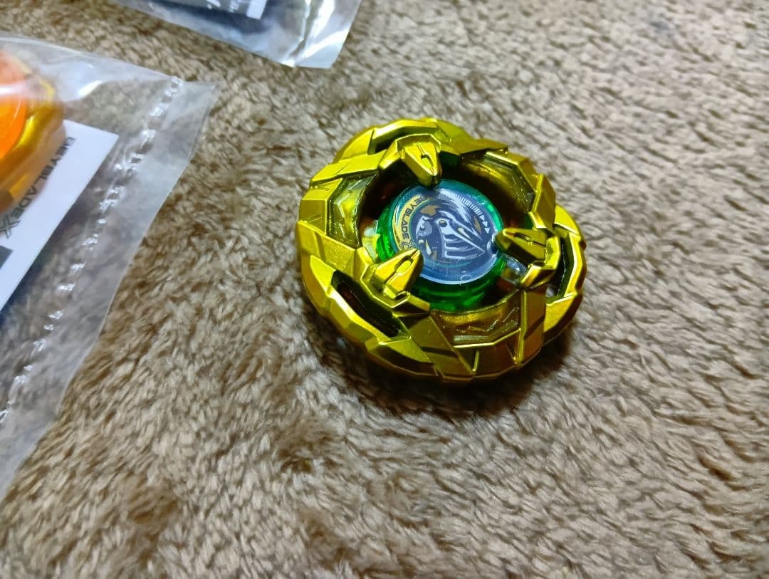 ベイブレードx　ナイトシールド　メタルコートゴールドG３大会　優勝景品