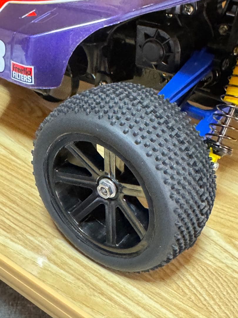 ほぼ新品未走行！タミヤサンダーショット4WDモーター・サーボ・ESC・OP装着車