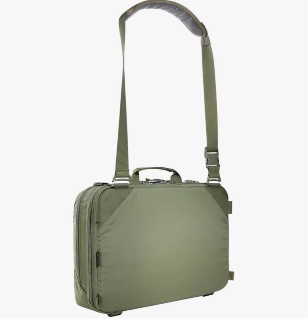 新品✨国内入手困難】タスマニアンタイガー　ショルダーバッグ オリーブ PCケース