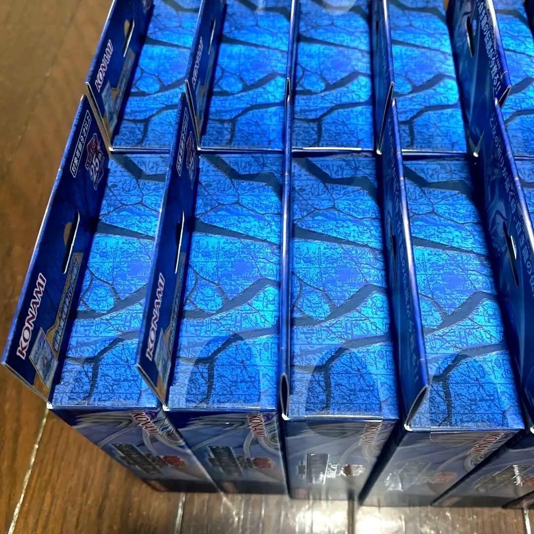 【新品】遊戯王ストラクチャーデッキ　青き眼の光臨　12個セット