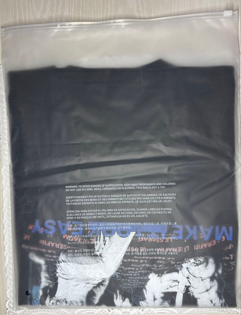 LE SSERAFIM x Peaches Tシャツ 【Mサイズ】