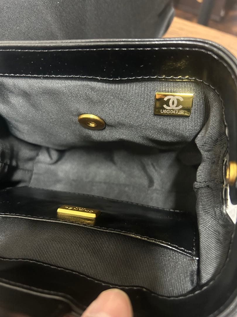 CHANEL(シャネル)ノベルティ★がま口ボストン型 ショルダーバッグ★