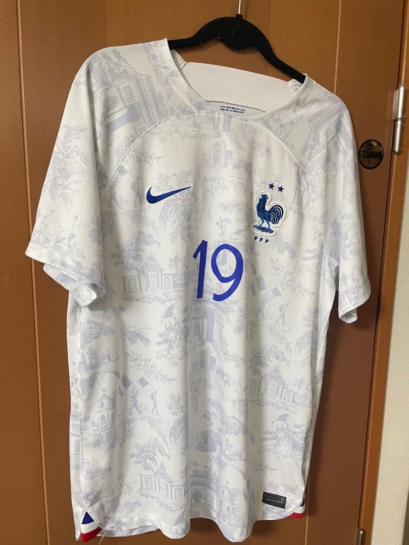 ベンゼマ フランス代表 2022 アウェイ 半袖レプリカユニフォーム 19番