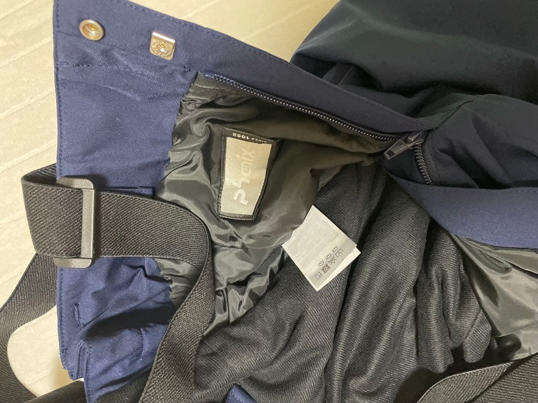 極美品phenix フード付きスキーウェアセットL 1回のみ！