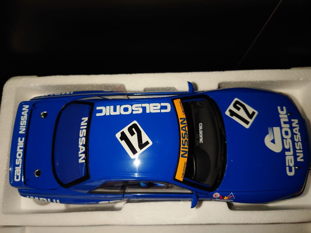 1000台限定 autoart 1/18 日産 SKYLINE GT-R r32