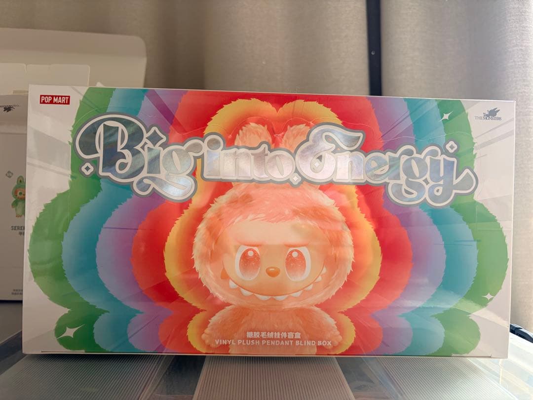 未開封POP MART Big into Energy ぬいぐるみ