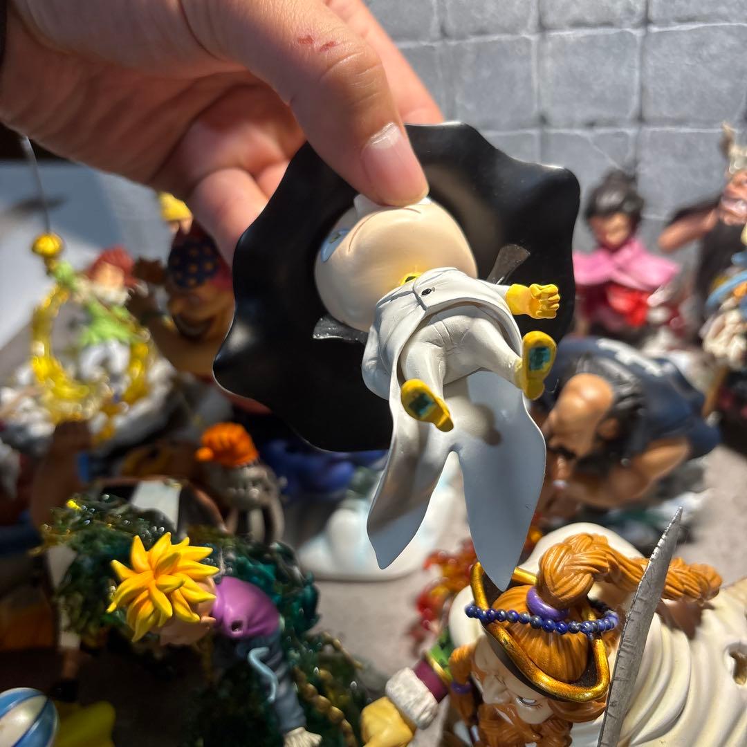 ヒ*タ様 ワンピース ジャンク 訳あり フィギュア 海外 ビックマム シュトロイ