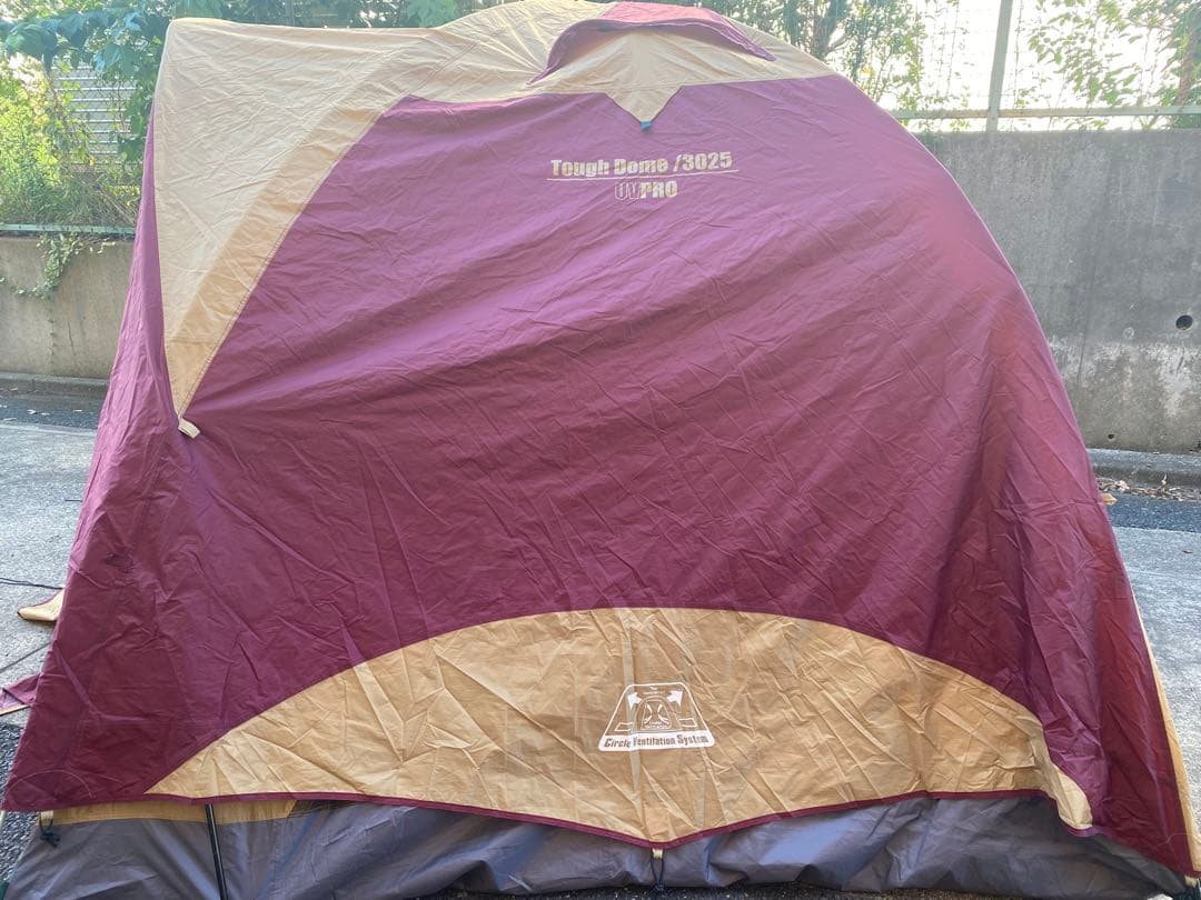 Coleman Tough Dome 3025 キャンプテント