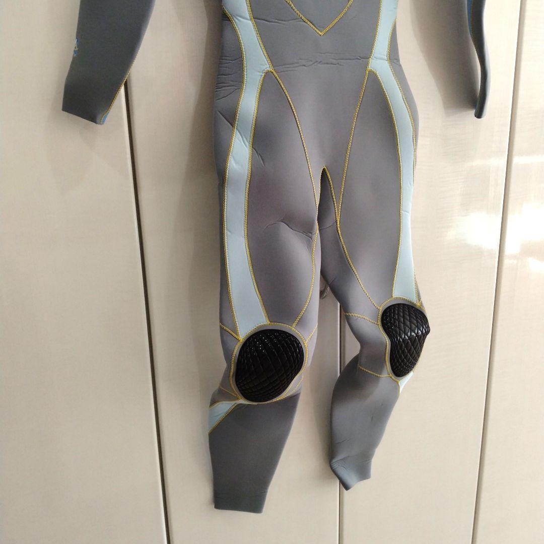 ウエットスーツ 3ミリ厚 フルスーツ サーフィン 未使用 未着用 Mahina