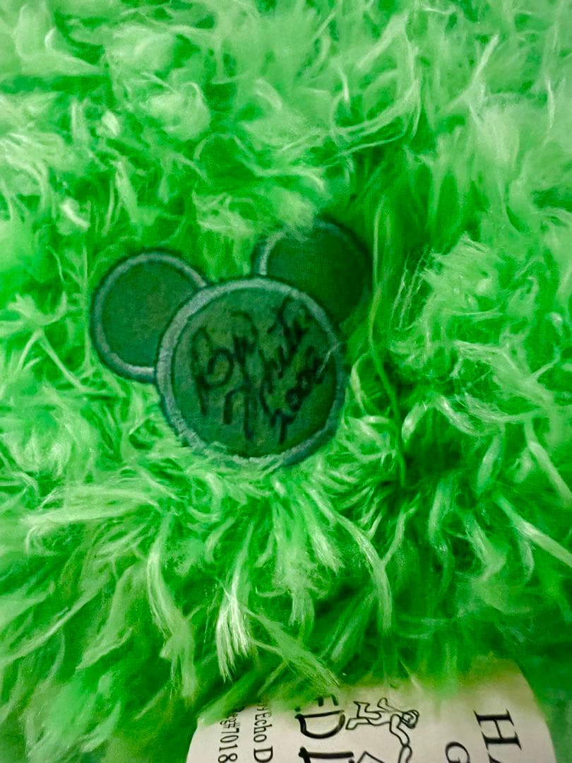 270体限定　2008 ビバリーホワイトさん サイン入り　ダッフィー　グリーン