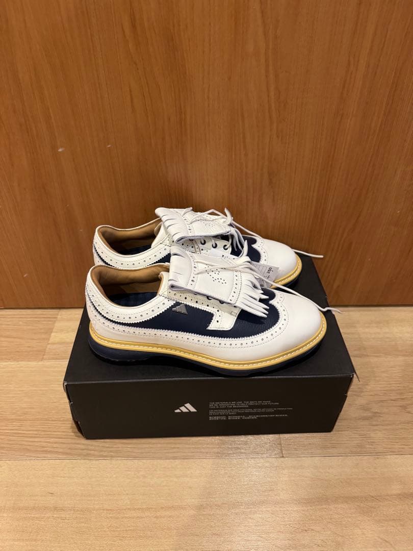 【未使用】アディダスゴルフシューズ　malbon