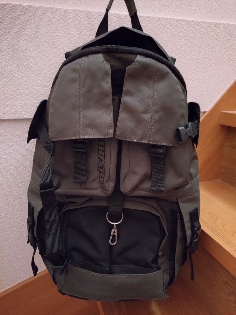 新品未使用NIXONリュック