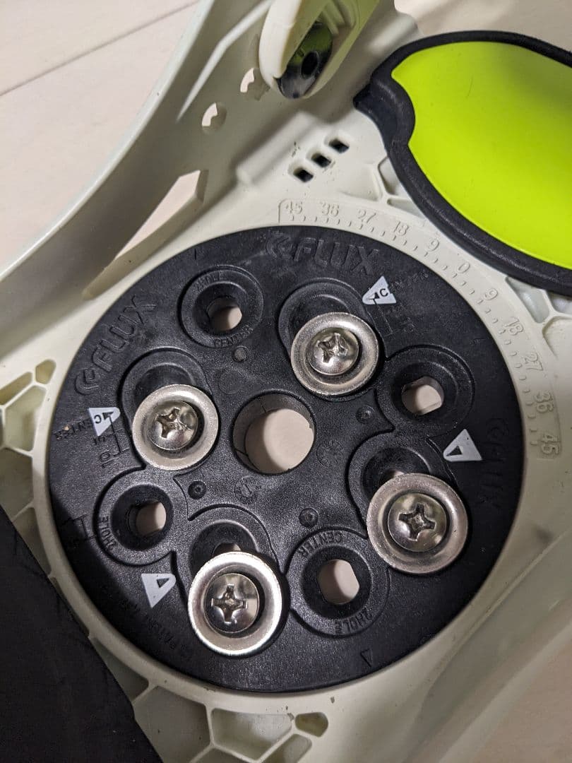 FLUX DS Mサイズ　フラックス　ビンディング　スノーボード