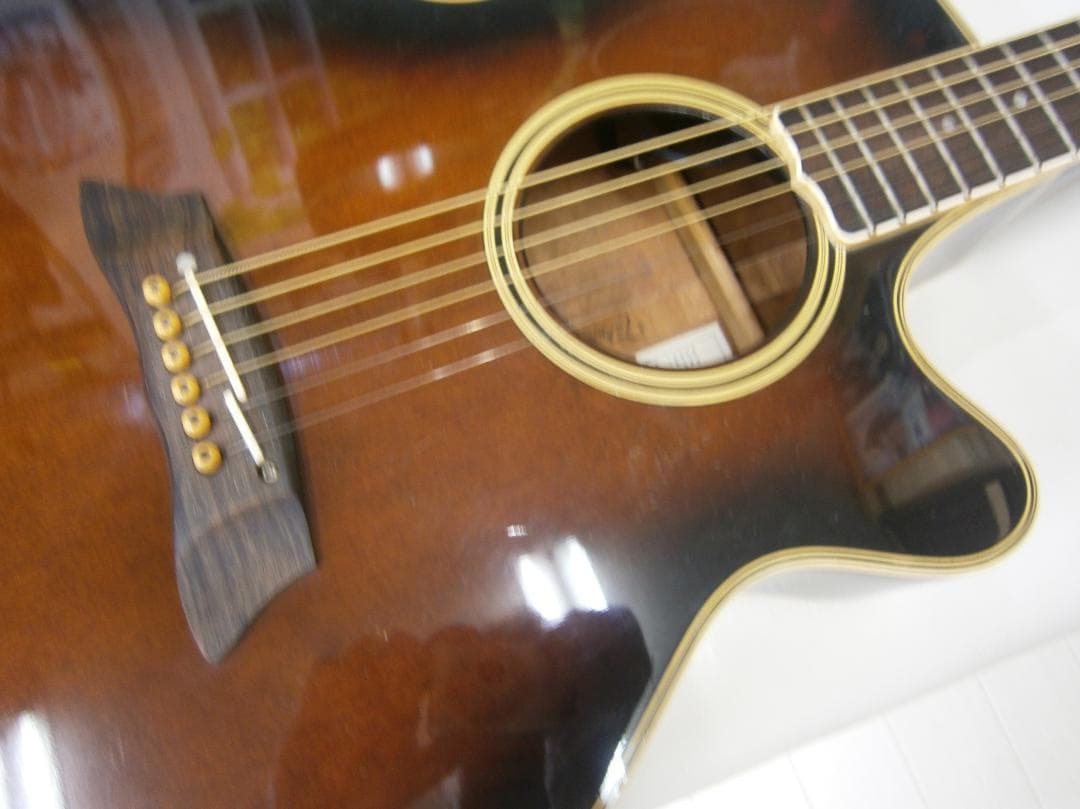 値下げ・タカミネ＜NPT-108＞日本製・エレアコ・薄いボディ