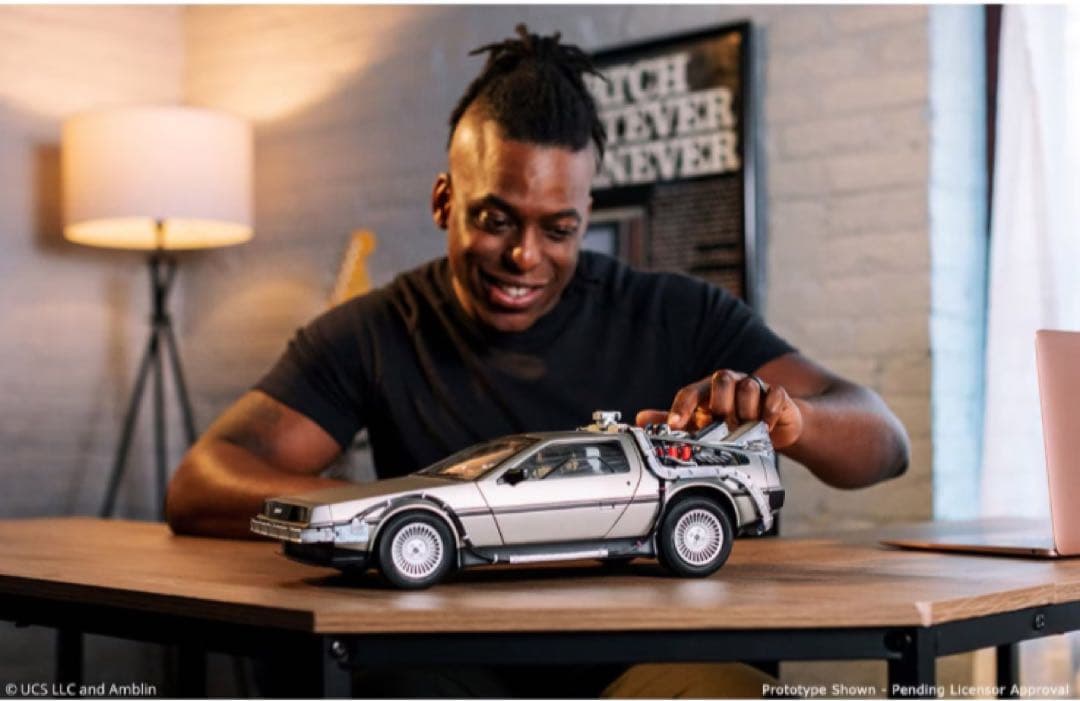 タカラトミー　バックトゥザフューチャー　デロリアン 1/10 新品