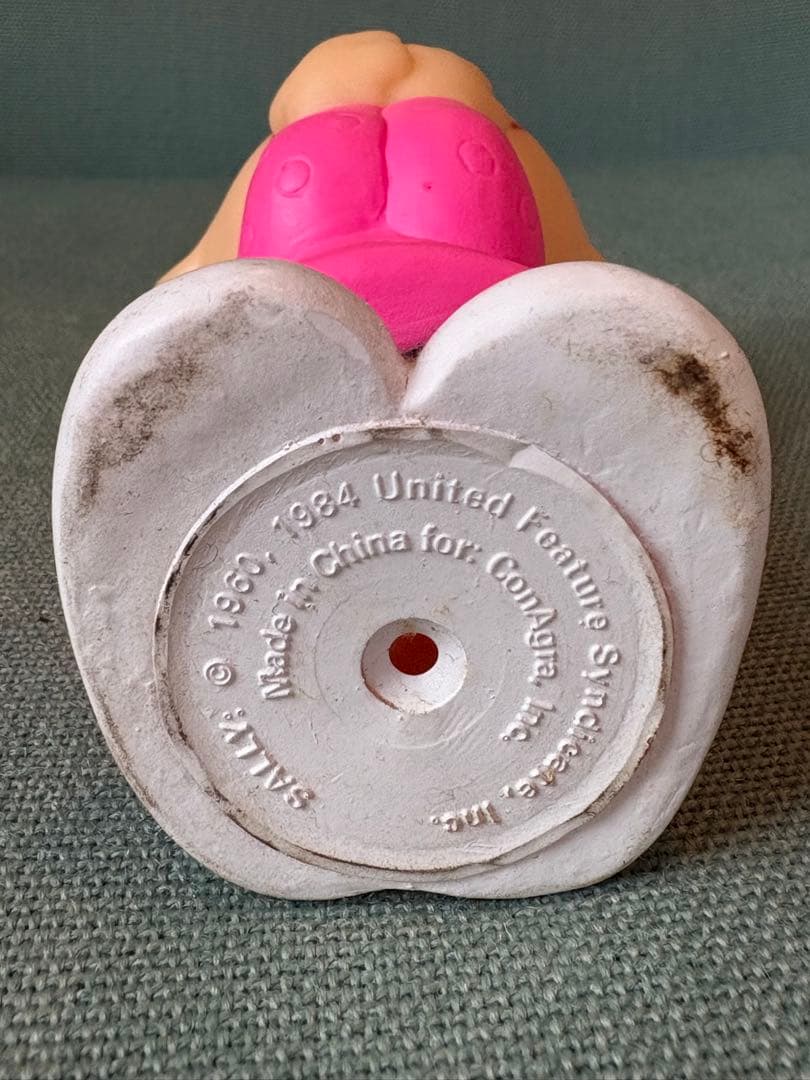 ピーナッツ　サリー　ソフビフィギア　60年代　ビンテージ　当時物　conAgra