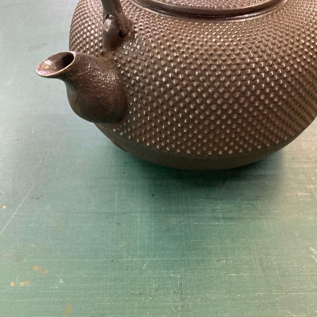 南部名人　秀山作鉄瓶