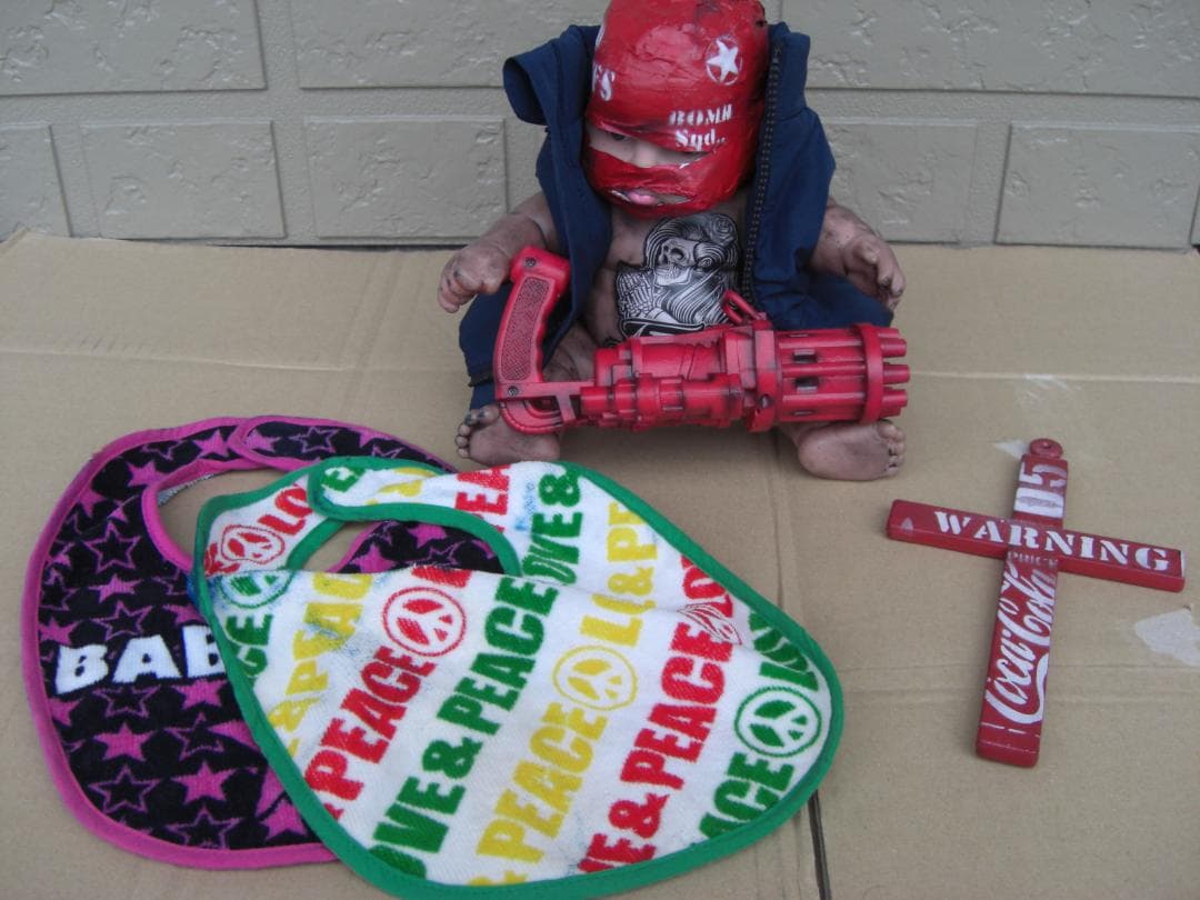 ドール 人形 ベビー ギャング チカーノ メキシコ 覆面マスク マシンガン