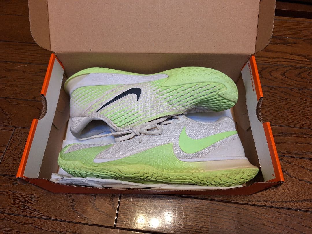 Nike Rafael Nadal テニスシューズ 値引きしました。