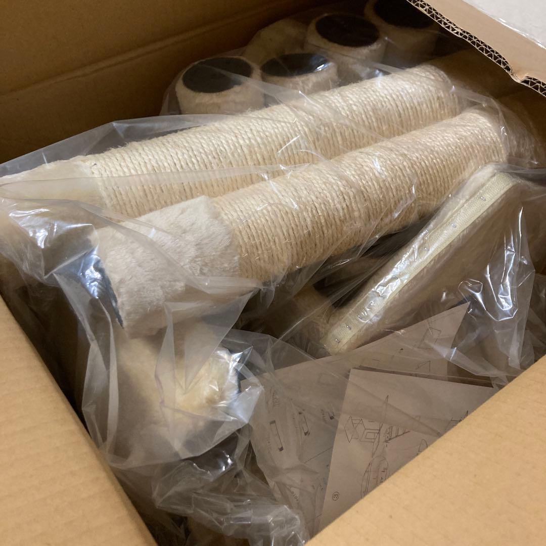 キャットタワー 「さんかく屋根の隠れ家タワー 据え置きタイプ」ベージュ 【新品】