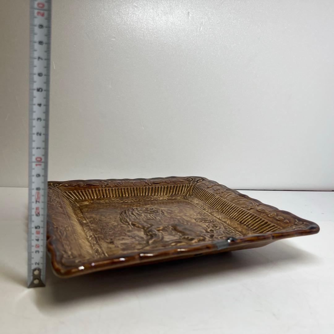 江戸初期　平賀源内　源内焼　獅子図角皿　木箱付　トヒサ　東さ8-0131☆2F