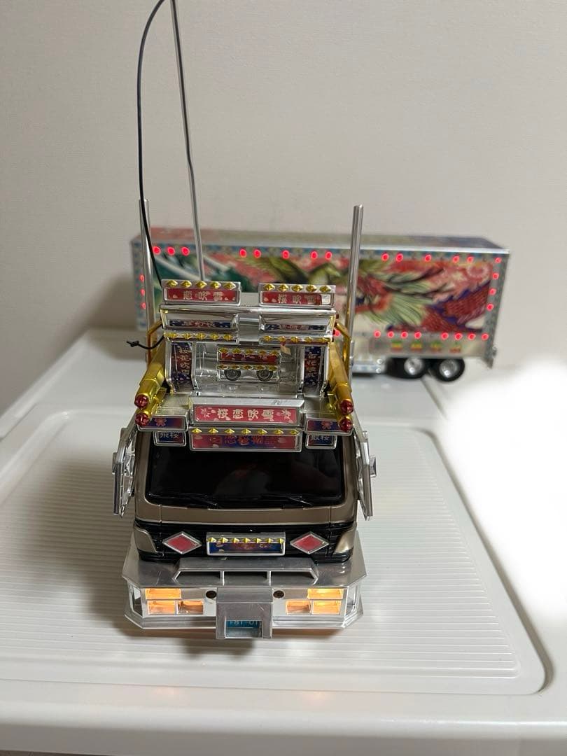 デコトラ、ラジコン イルミネーション