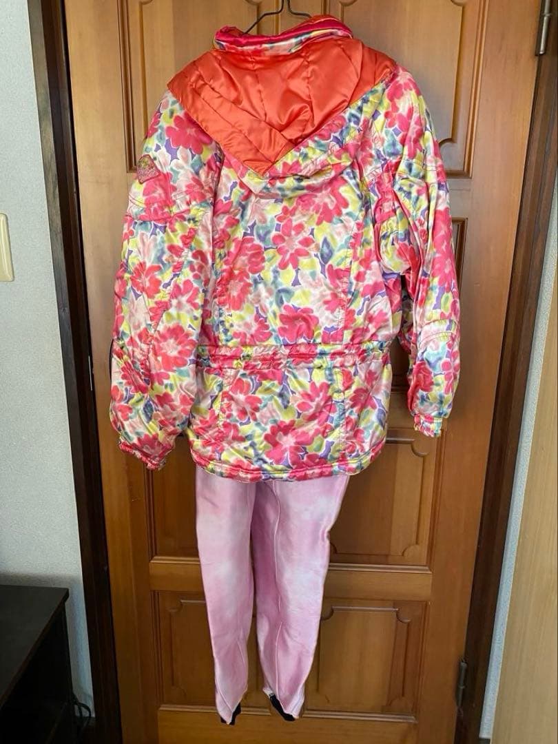 レディースM　90年代初期　スキーウェア　花柄　ピンク　上下　下のみジャパーナ