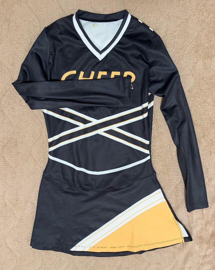 チア　社会人　コスチューム　Mサイズ相当