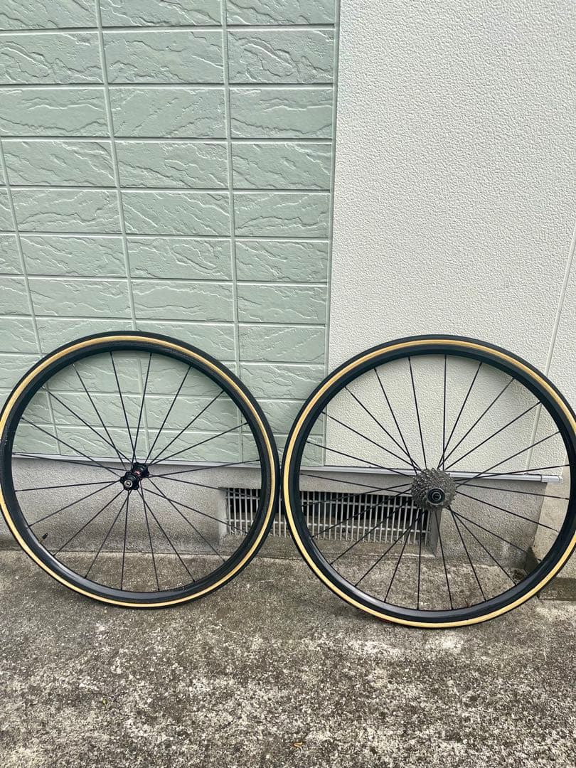 novatecハブ　カーボンリムホイール