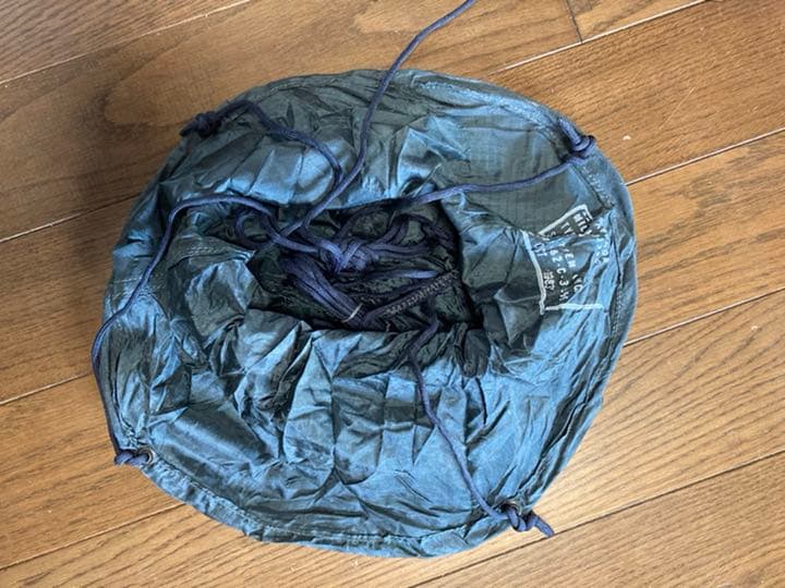 US ARMY LIFERAFT(緊急救命ラバーボート 一人乗用/ 実物・未使用