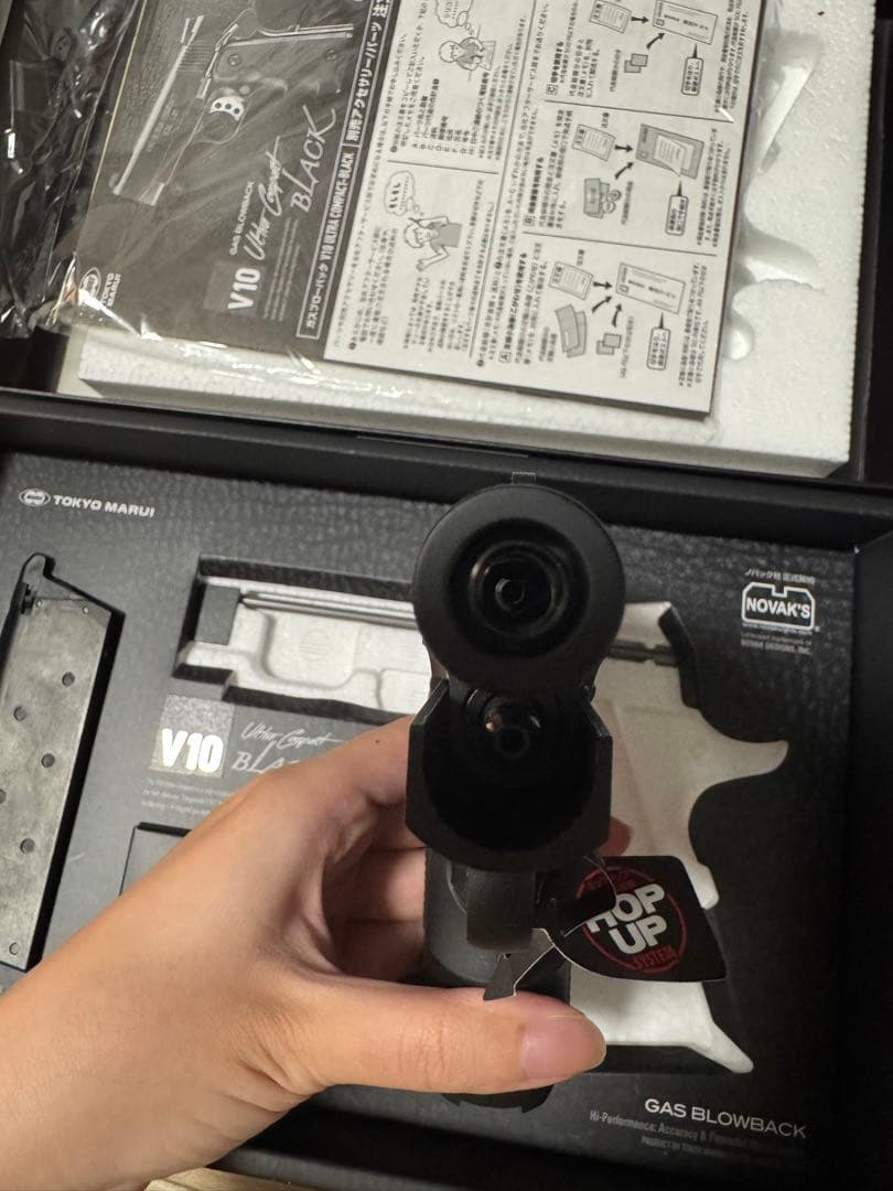 【展示美品】東京マルイ V10 Ultra Compact 新品付属品完備