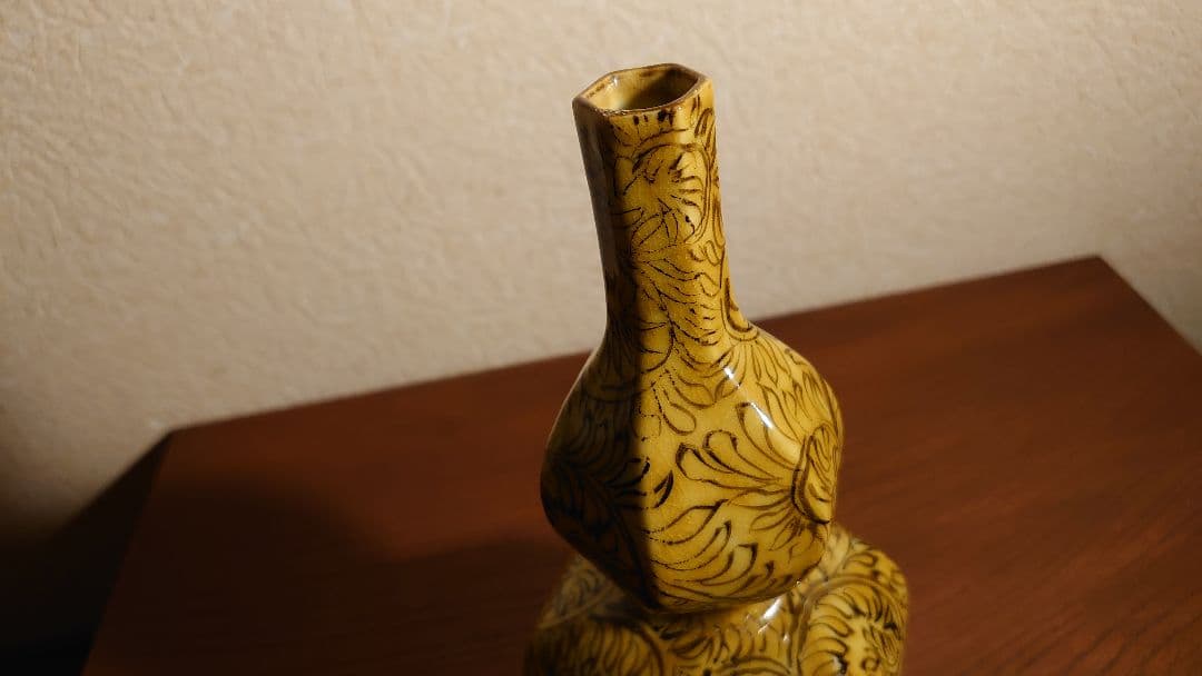 古九谷　九谷焼　徳利　ねじり　花入　蔵出し　江戸期　角福　黄釉　１客