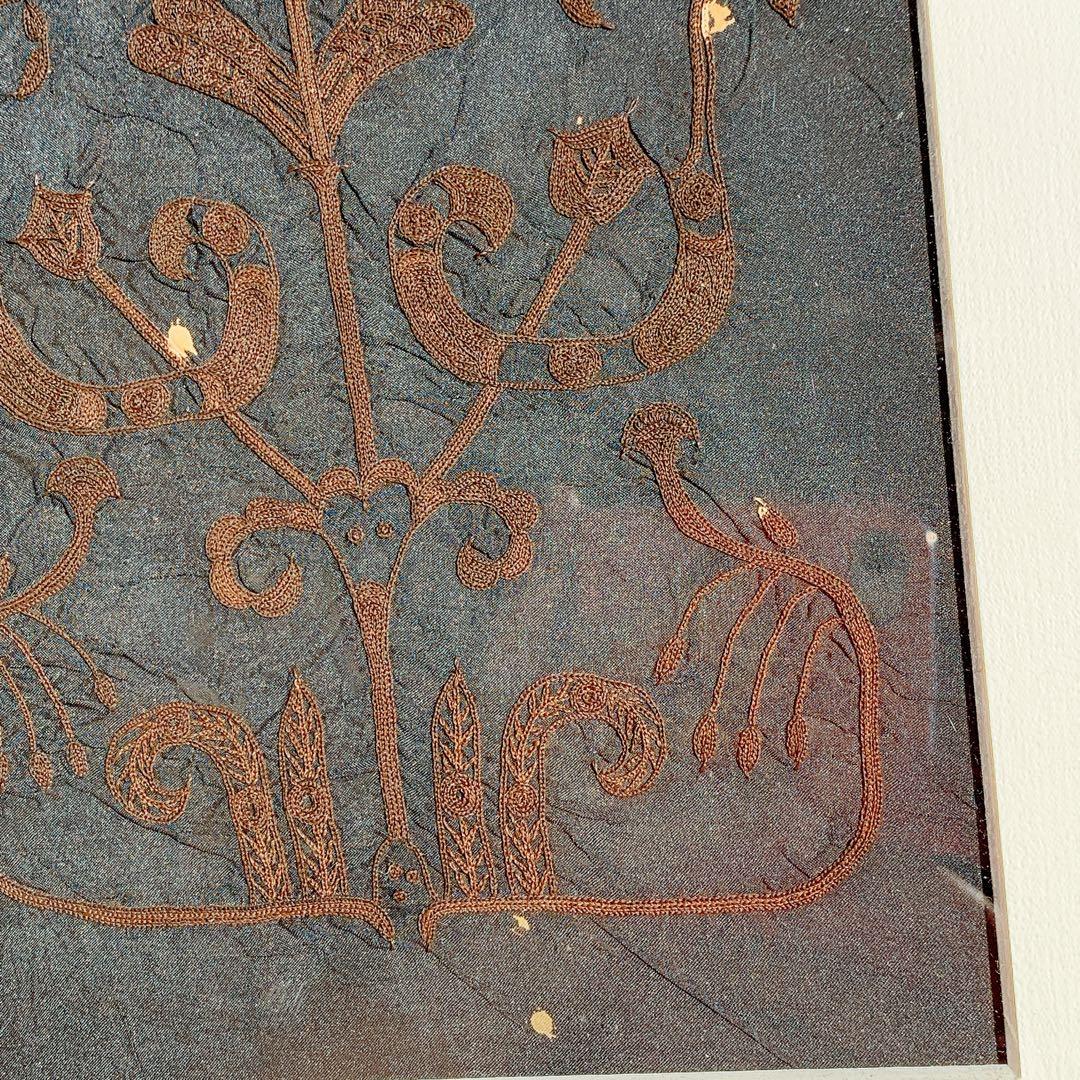 漢代　刺繍画　鳥草紋　中国　骨董品　古美術　古代シルク　絹　絵画