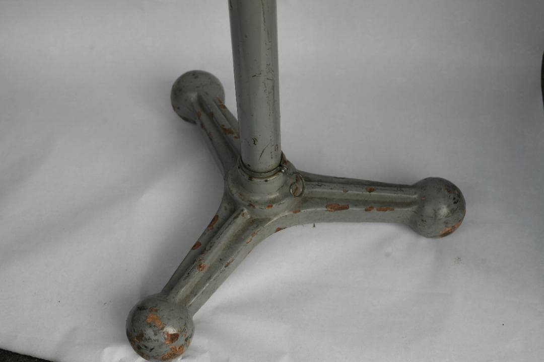 床置き型マイクスタンド