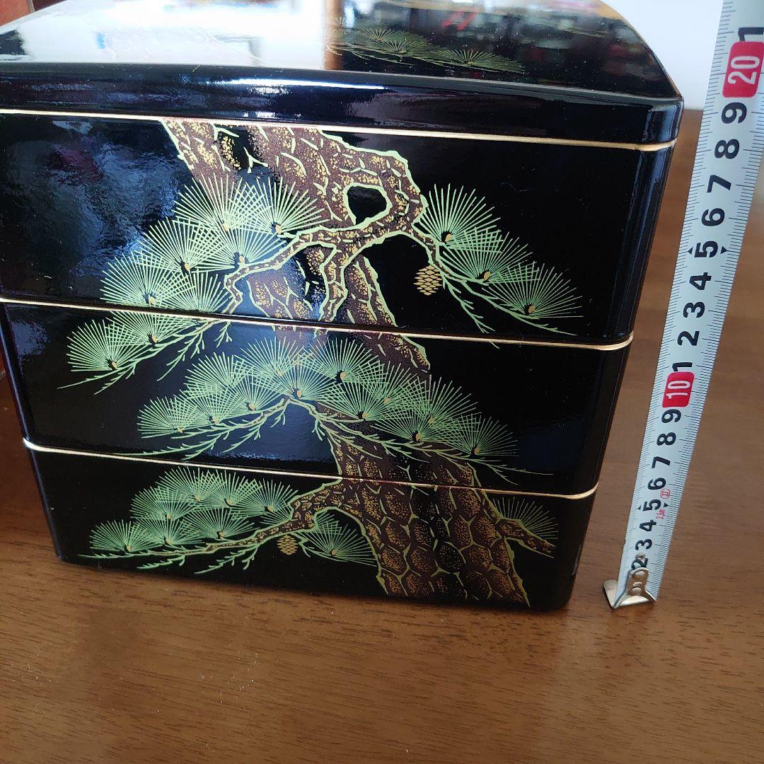 三段重箱 鶴と松の漆器
