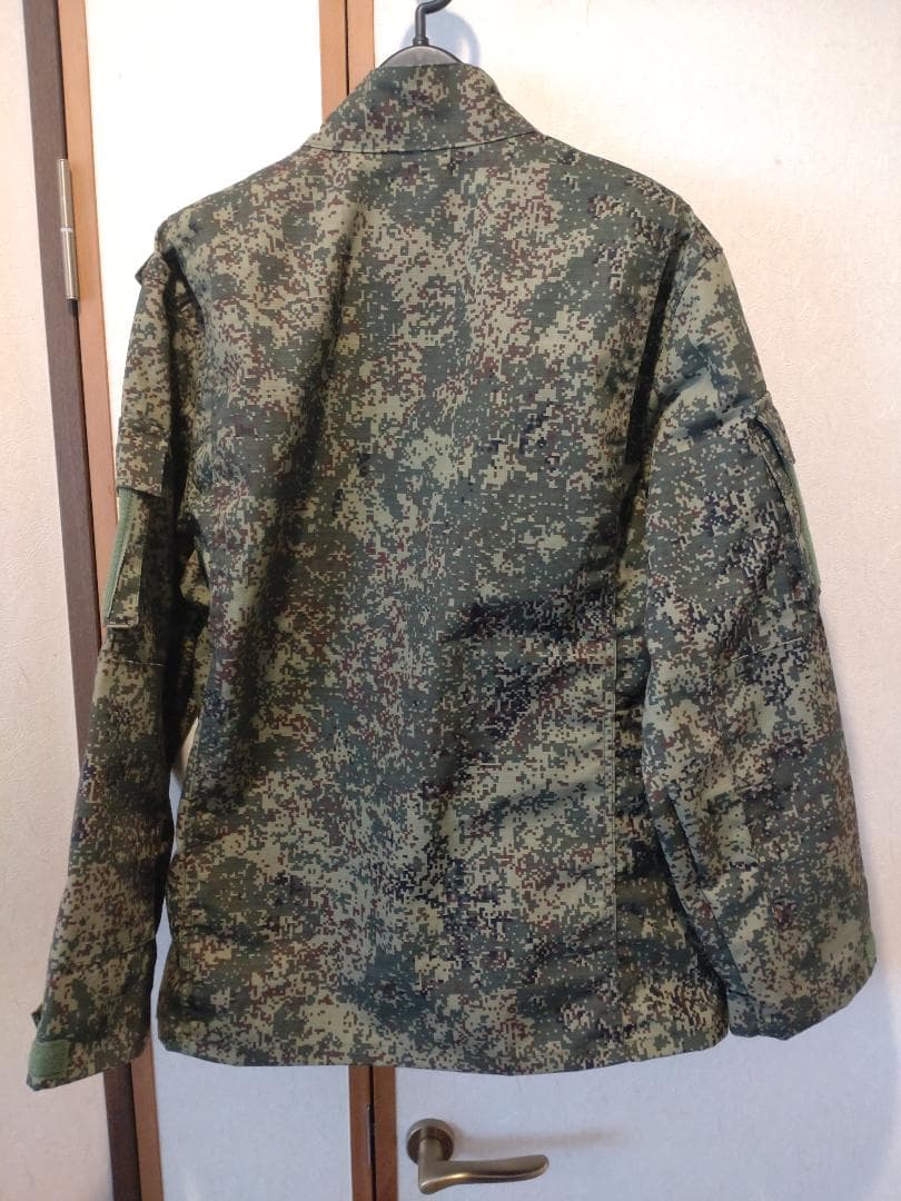 未使用　ロシア軍　北朝鮮軍　VKBO　EMR迷彩　迷彩服　サイズL　上下セット