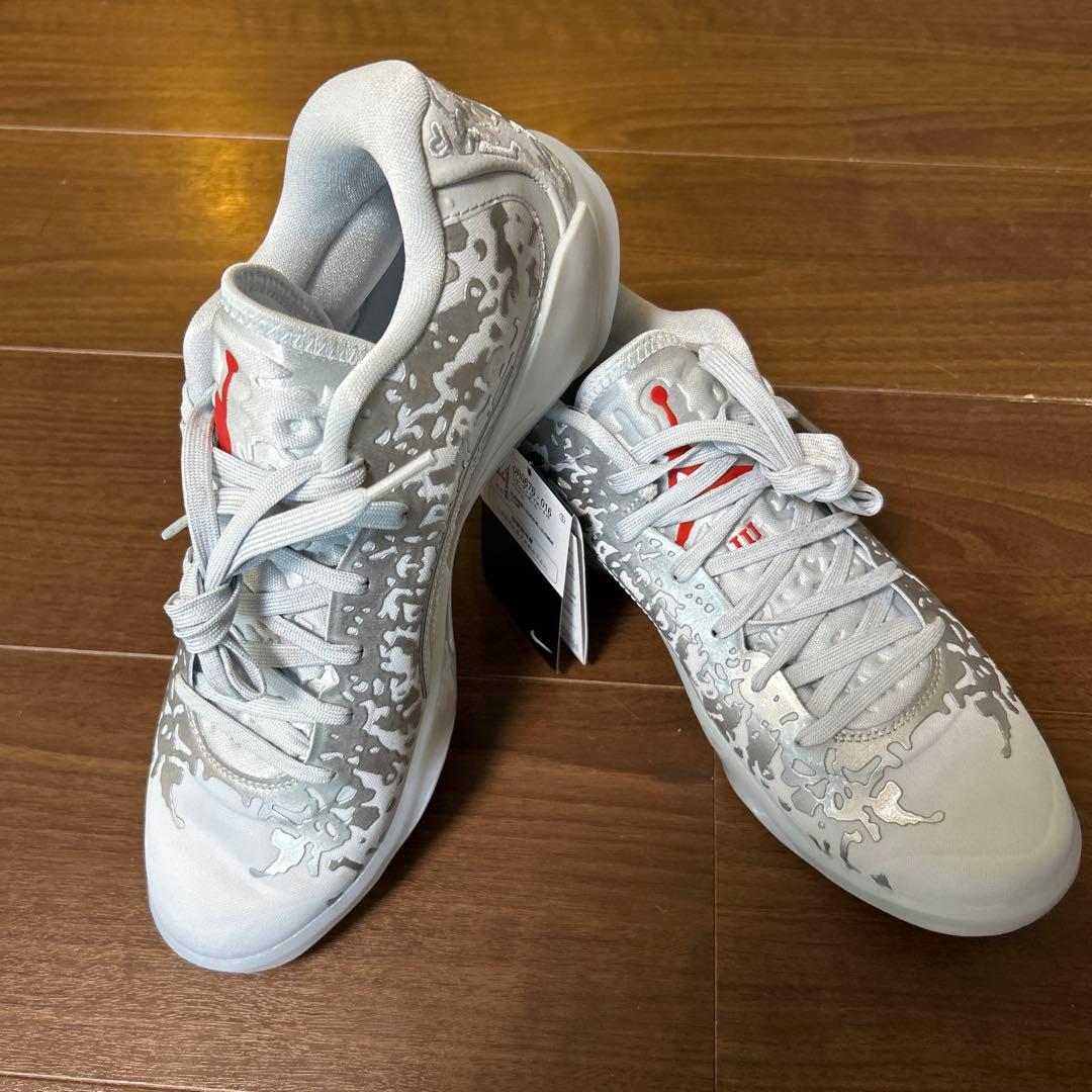 新品❗️NIKEジョーダン　ザイオン3PF liquid l