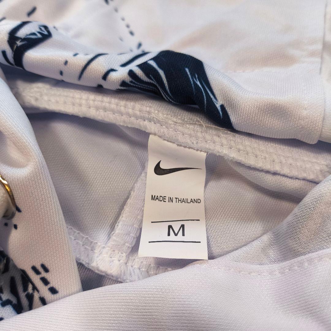 未使用　パリ・サンジェルマン　ナイキ　24/25　パーカー　ホワイト　Mサイズ