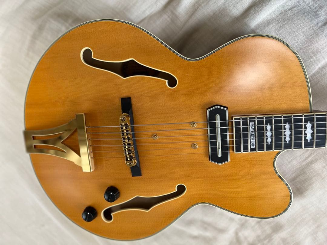 Ibanez フルアコ パット・メセニーモデル ハードケース付き