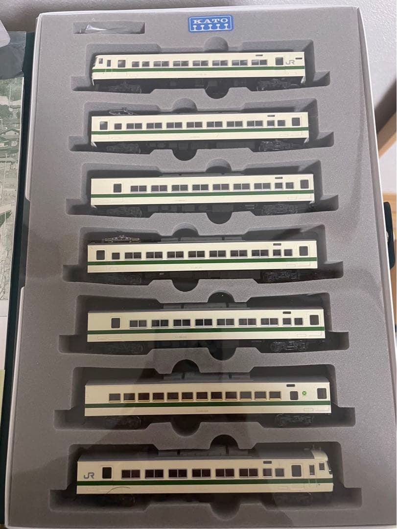 KATO 10-335 185系200番台「新特急」直流特急形電車7両セット