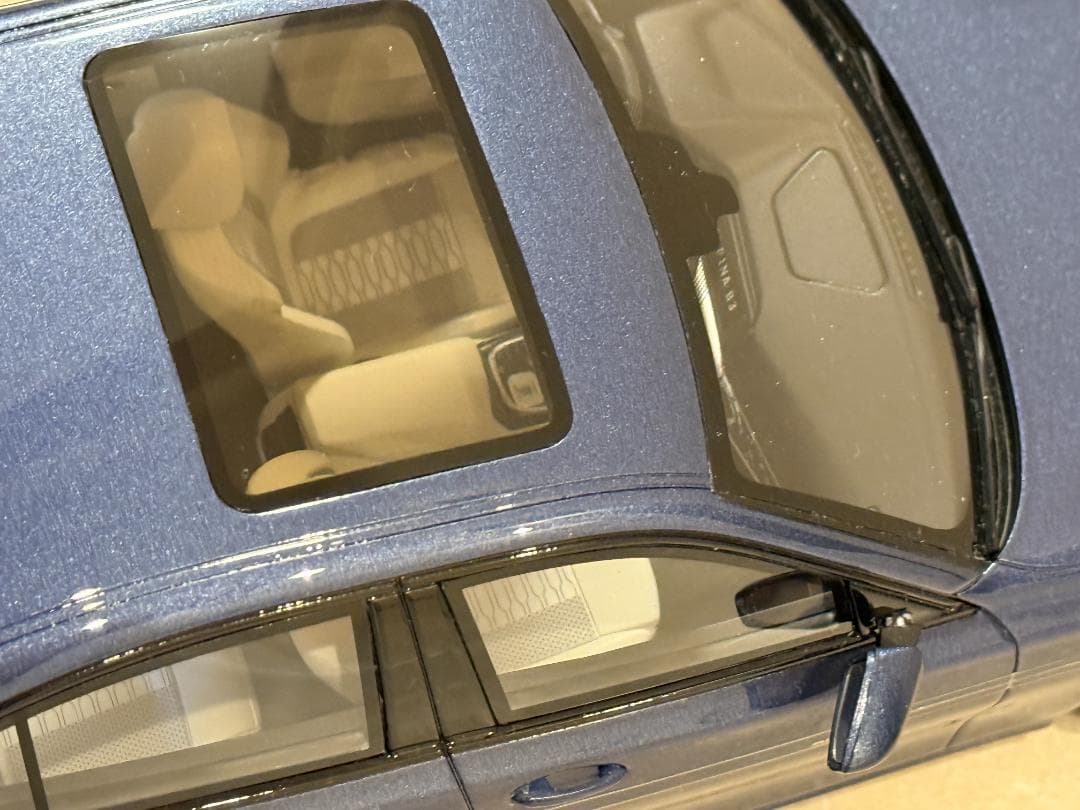 【激レア】 ALPINA B3 ミニカー 1/18 アルピナブルー