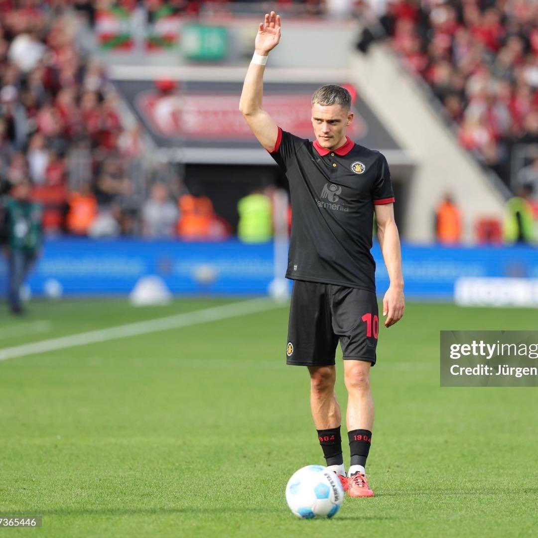 レヴァークーゼン 24-25 ユニフォーム 120周年 正規品 L ヴィルツ