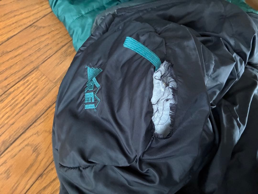 REI マミー型寝袋 グリーン ブラック